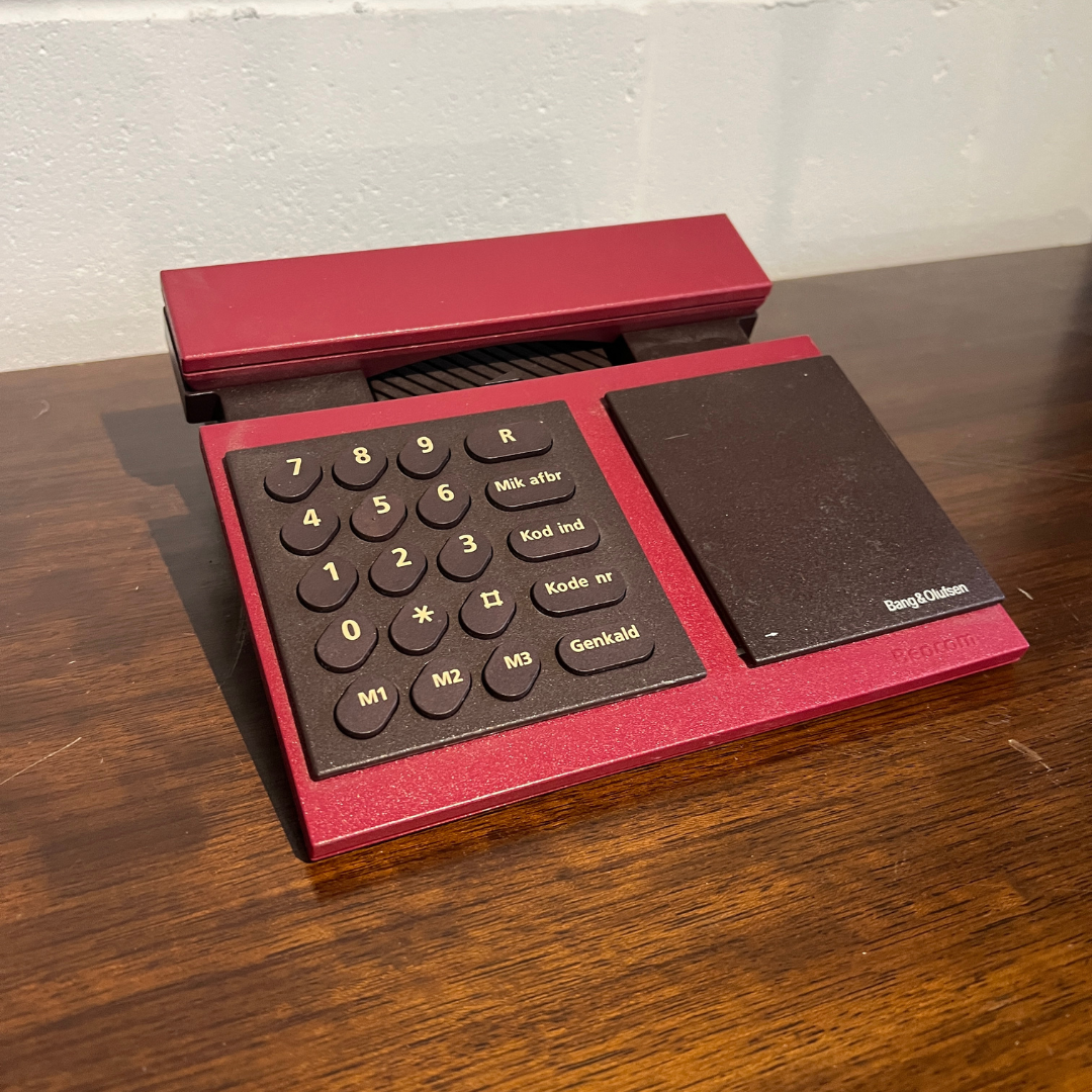 Bang & Olufsen Beocom 6000 - Iconic Danish Mid-Century Modern Telephone - Red