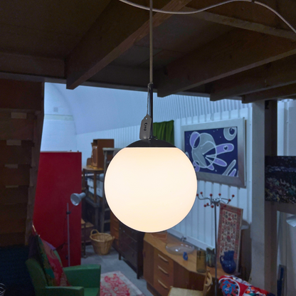 Dansk White Ball Medium Pendant: Iconic Mid-Century Modern Ceiling Light, 20 cm