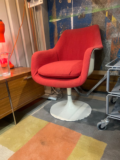 Tulip Armchair