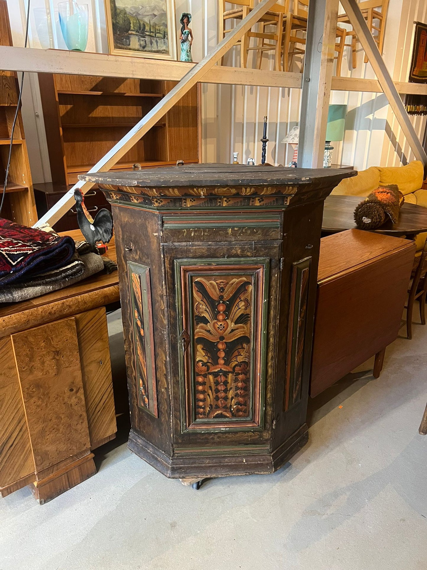 18th Century Allmöge Corner Cabinet